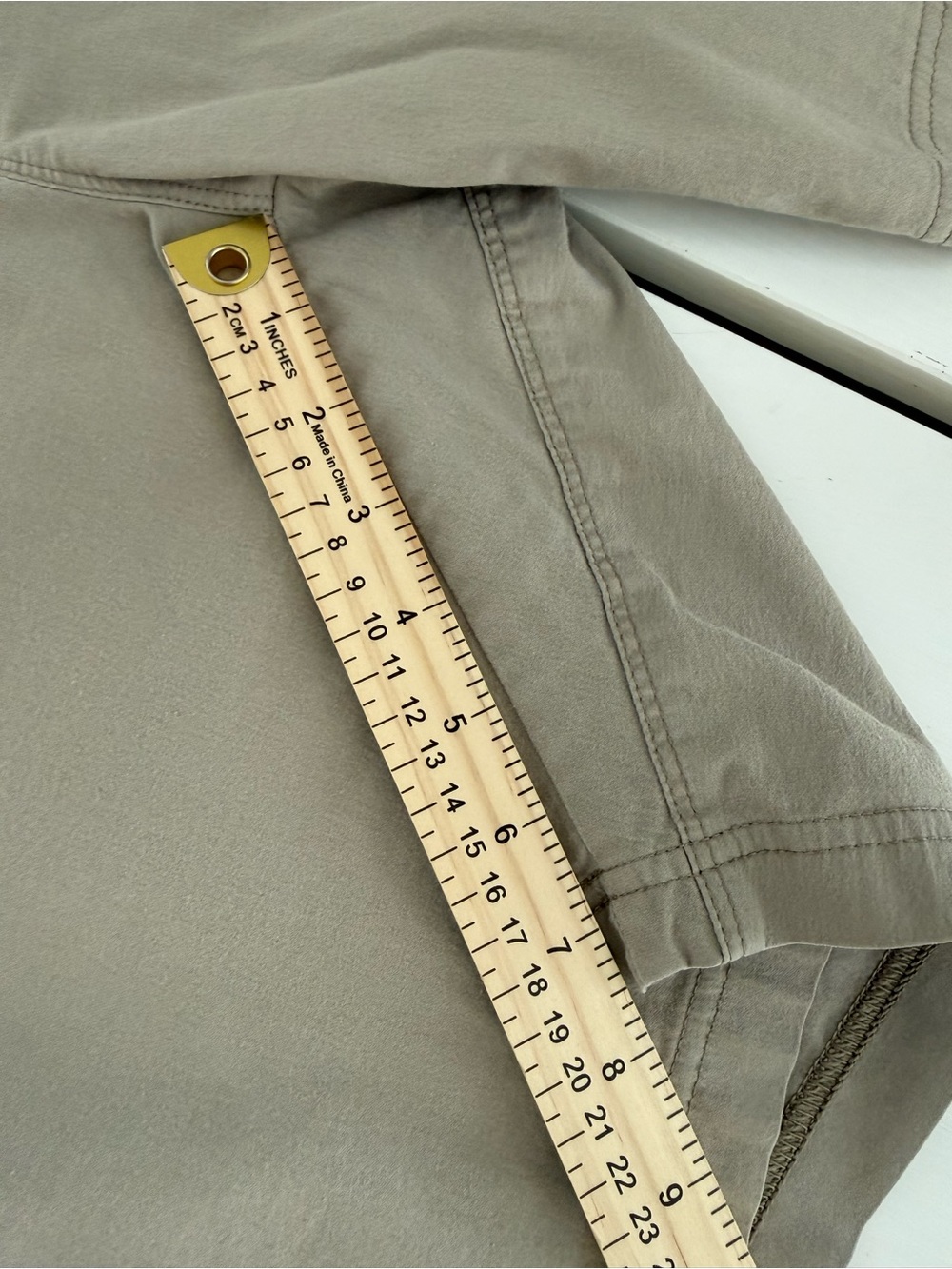 KÜHL Resistor Lite Chino Shorts Men’s 33 Khaki - Picture 9 of 9